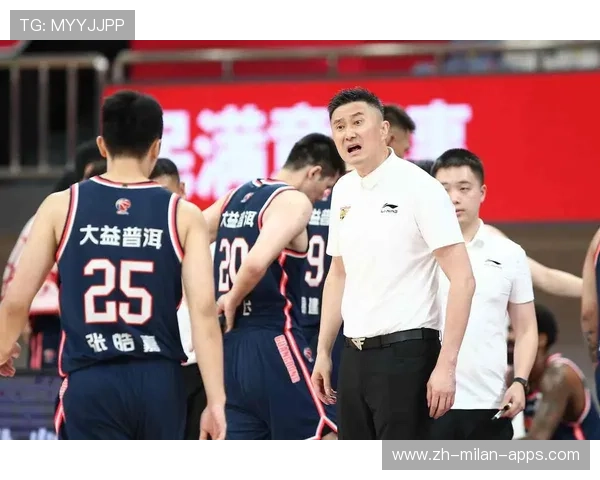 山东高速男篮攻防两端火力全开，外线三分攻势强劲